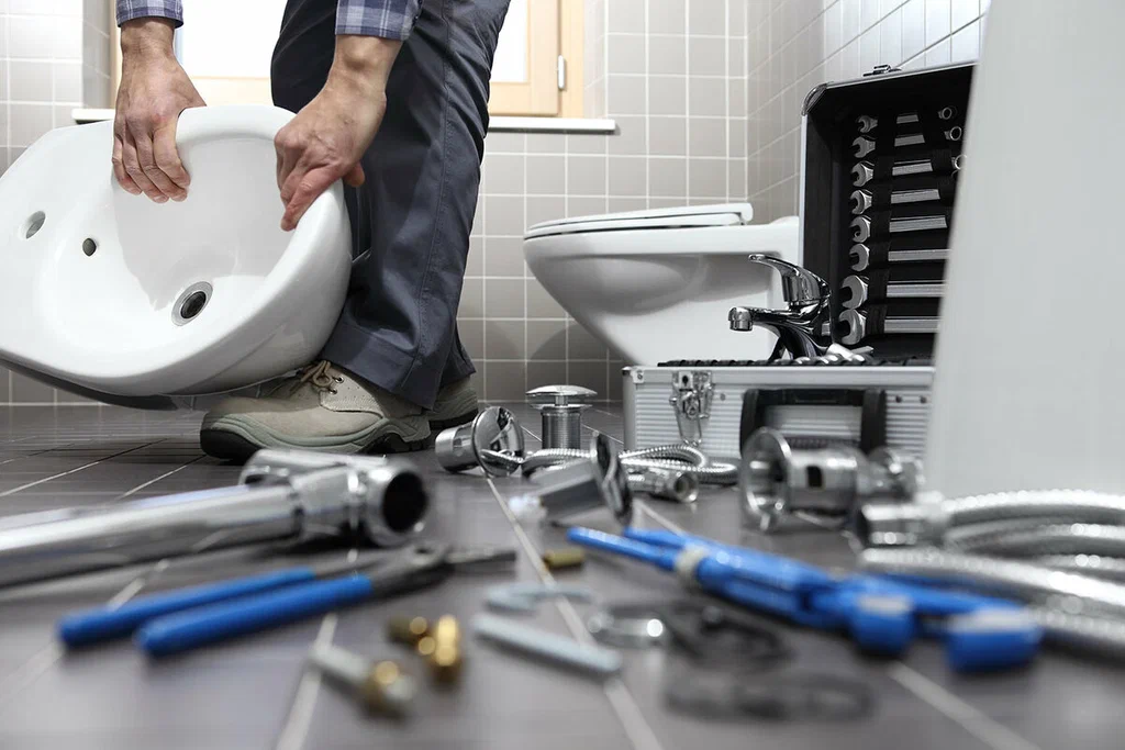 Professional bathroom plumbing repair in Davis